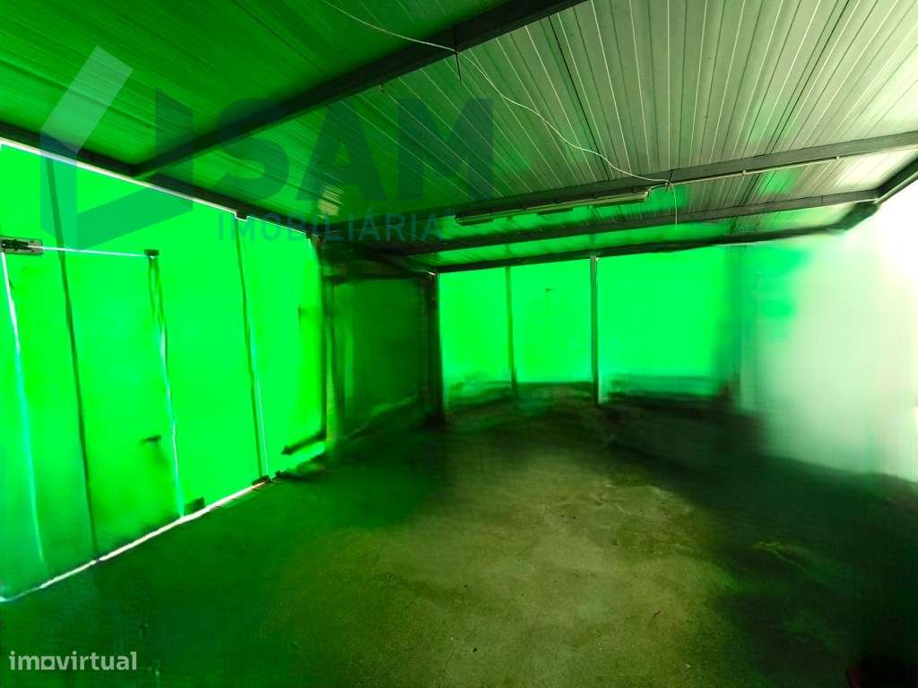 Mini Mercado em Zona Estratégica com Possibilidade de Novo Negócio-8