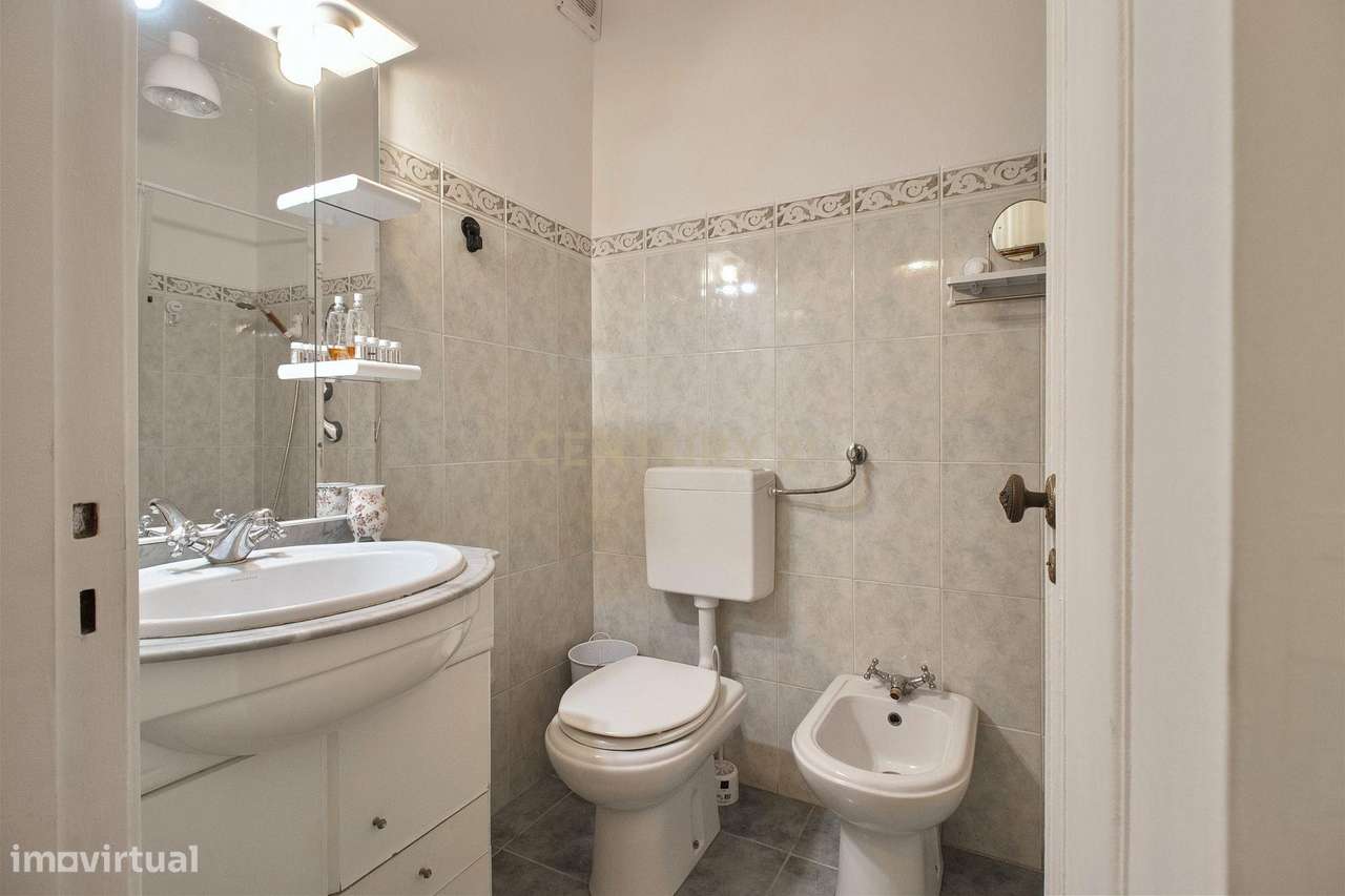 Apartamento T3 com 2 casas de banho em Barcarena – Pronto a habitar-12