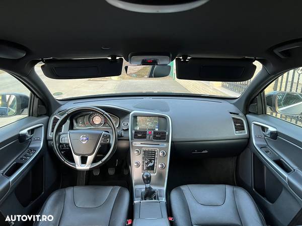 Volvo XC 60 D3 Momentum - 5