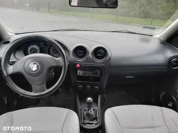 Seat Ibiza 1.4 16V Reference - 16