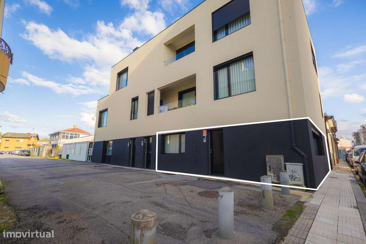 T1 Moderno e Luminoso com Metro Próximo e Acesso Rápido à Praia...-22