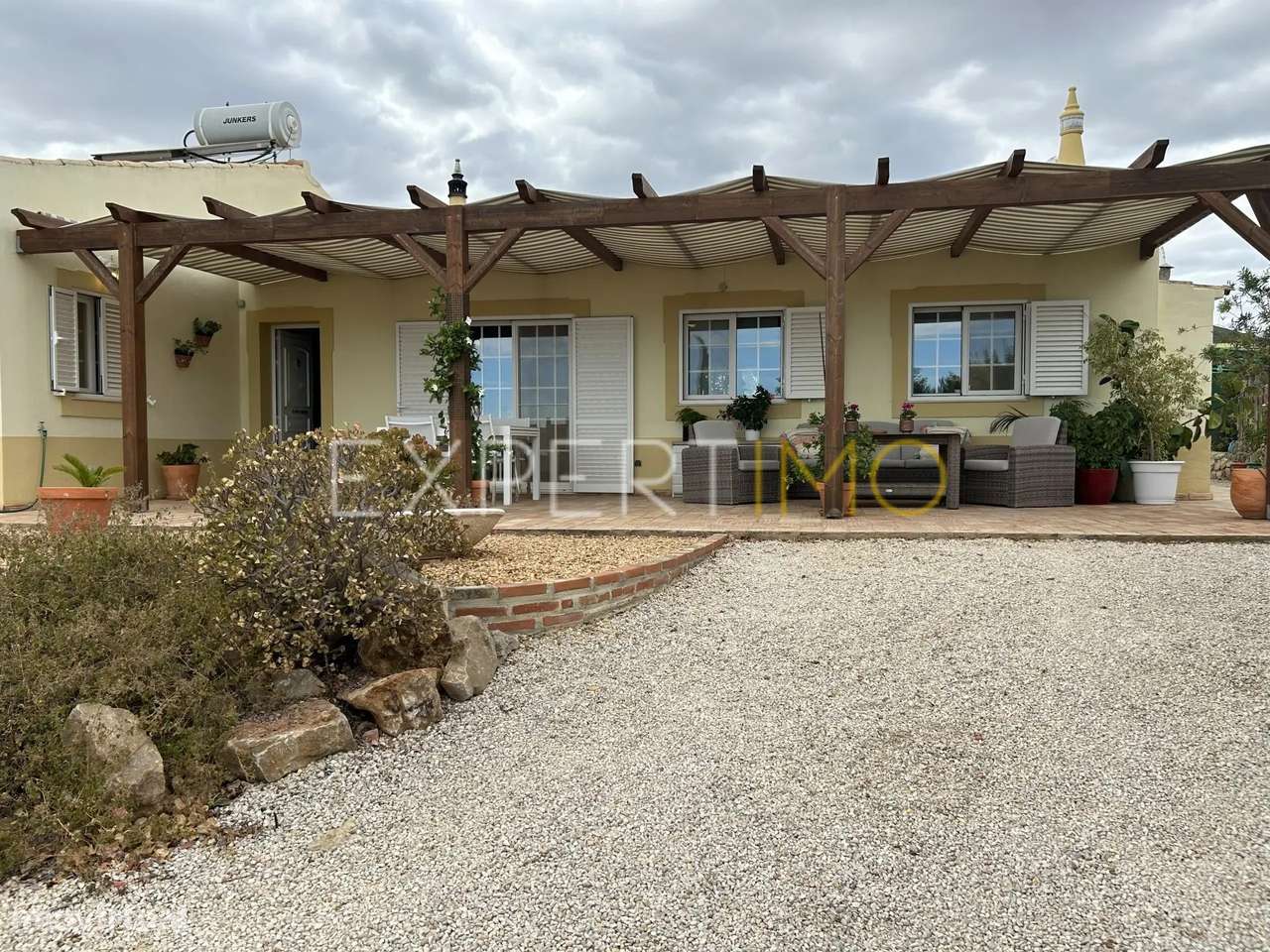 Moradia Térrea T2 com terreno em Santa Catarina, Tavira, Algarve - Grande imagem: 2/34