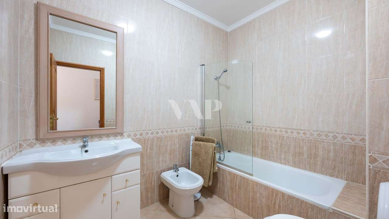 Apartamento T3 com Vista Mar na Quinta do Romão, Quarteira-22