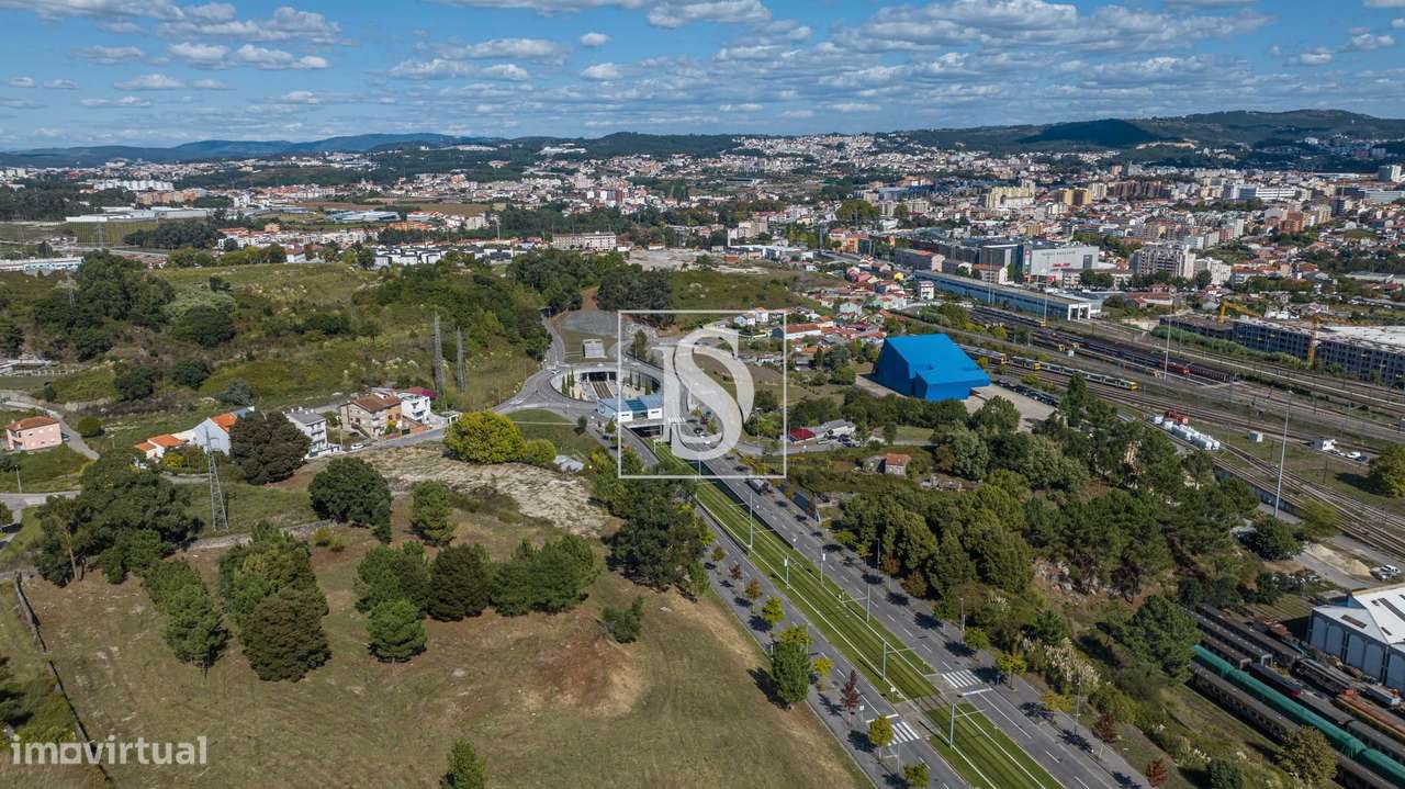 Terrenode 1068m2, ideal para edificação, a poucos passos do metro, com - Grande imagem: 2/22