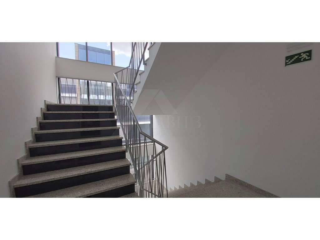 Apartamento T3 na Baldrufa-27