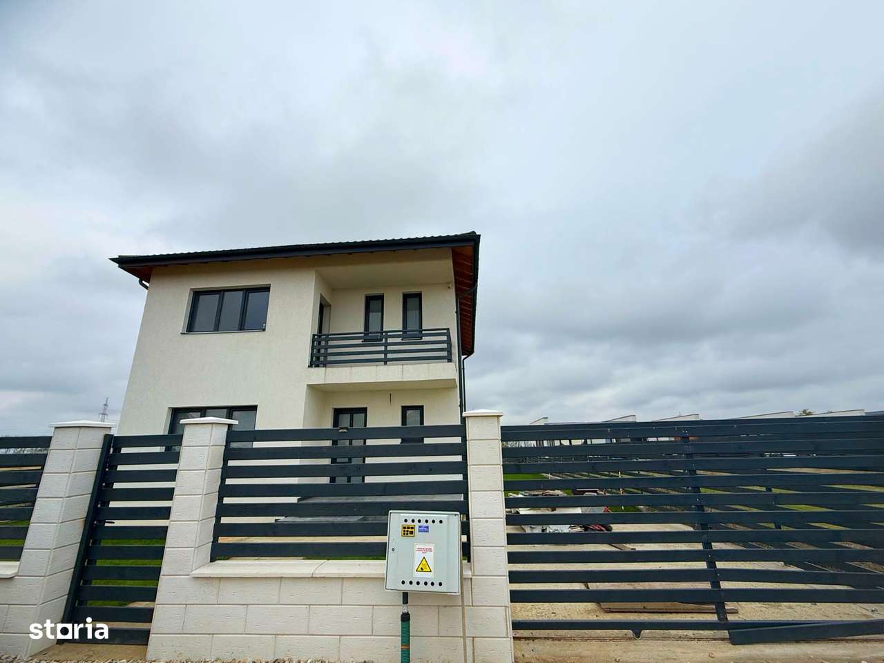 Vila Moderna Individuala / 4 Camere / 2 Bai / Teren 375 mp - Imagine principală: 3/10