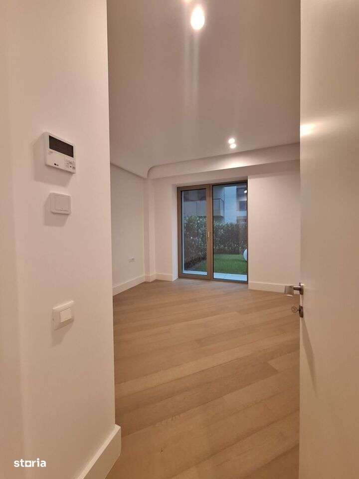 PARTER 3 CAMERE VANZARE CORTINA 126-2