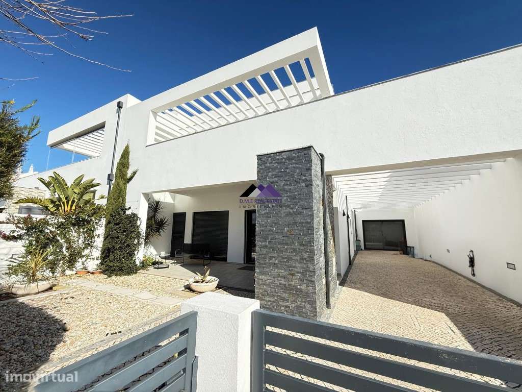 Moradia de Luxo T2+2 | Turquesa Residence - Grande imagem: 2/53