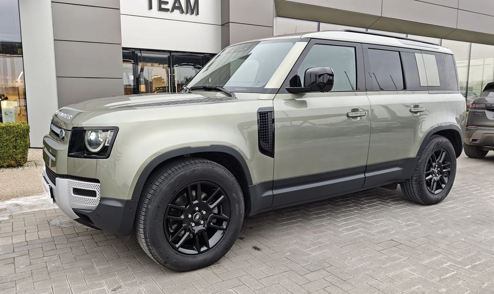 Land-Rover Defender 3.0 Diesel 200 KM — zdjęcie 6