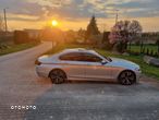 BMW Seria 5 528i xDrive Luxury Line - 2
