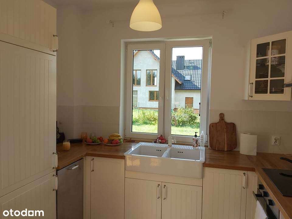 Przytulny dom w świetnej okolicy! | Chroboty-3