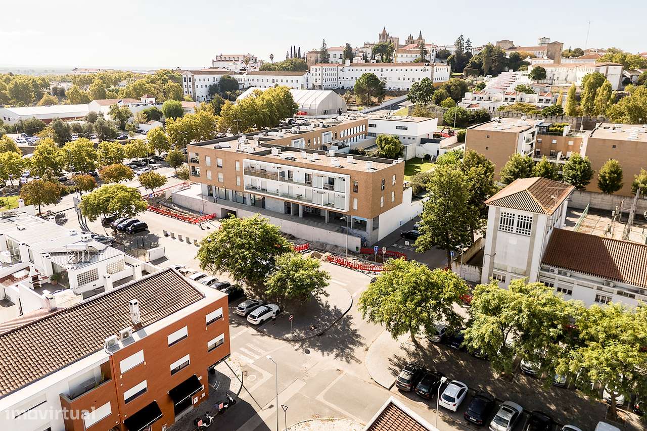Espaço Comercial c/ 98 m² | Nova Eborae, Bacelo, Évora-19