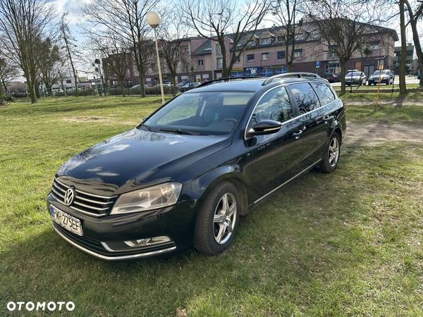 Volkswagen Passat 1.6 TDI Comfortline - 1