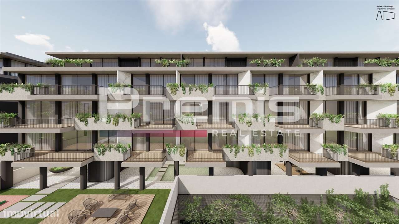 Penthouse T4 de Luxo na 1ª Linha de Mar – Vistas Panorâmicas Rio e Mar-45