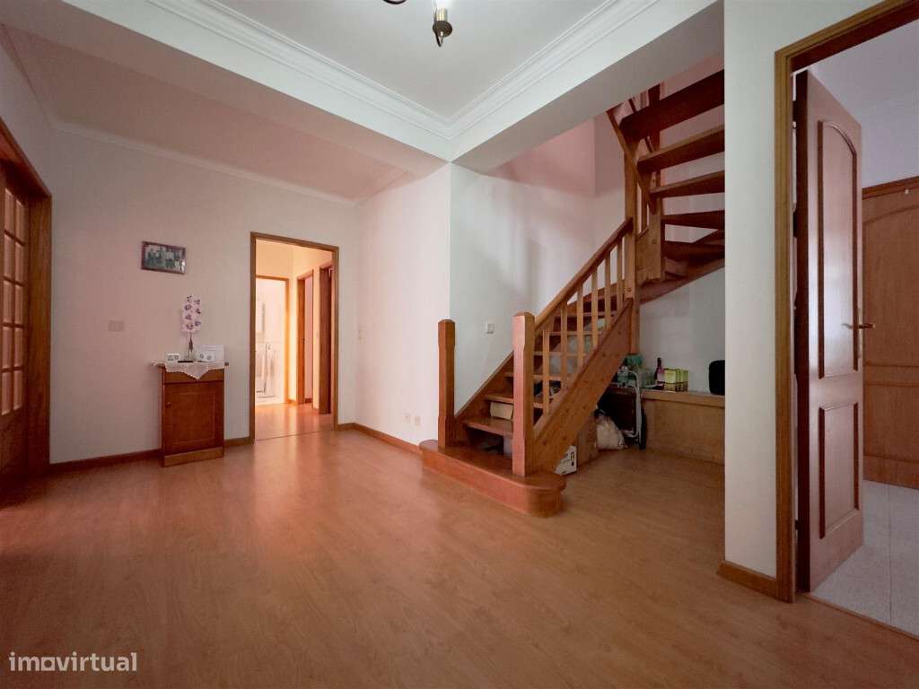 Apartamento T3 com garagem em zona de Eiras - Grande imagem: 4/16