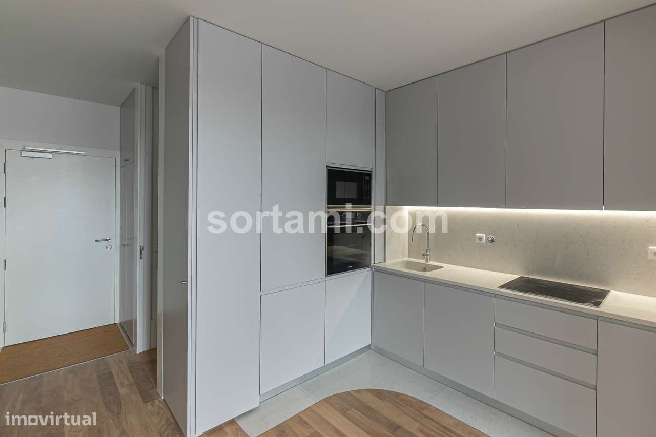 Apartamento T1+1 Venda em Cedofeita, Santo Ildefonso, Sé, Miragaia, Sã-8