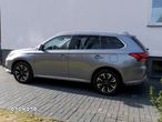 Mitsubishi Outlander 2.0 4WD Plug-In Hybrid Top - 17