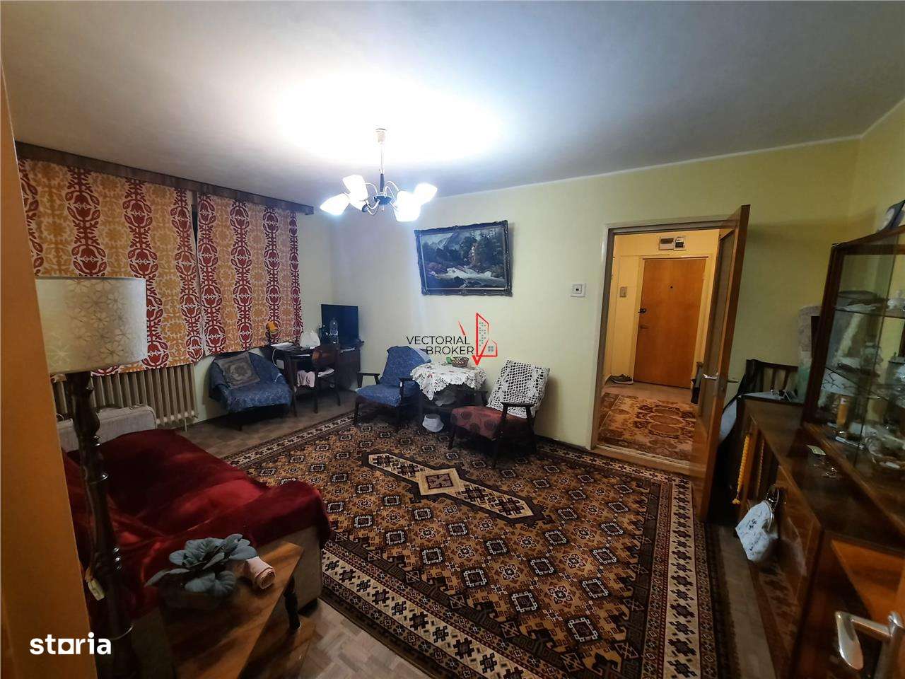 3 camere semidecomandat, Postavarul-Codrii Neamtului, 10 minute de met-0