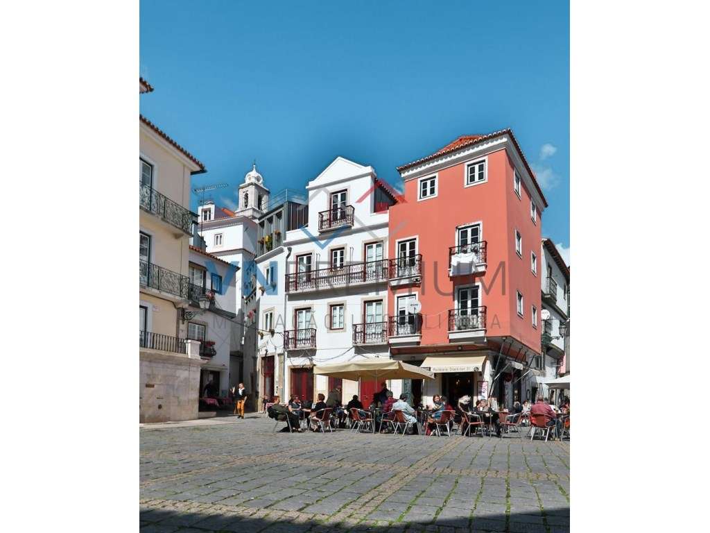 Charmoso Hostel a venda em Lisboa junto ao terminal dos Barcos de C...-3