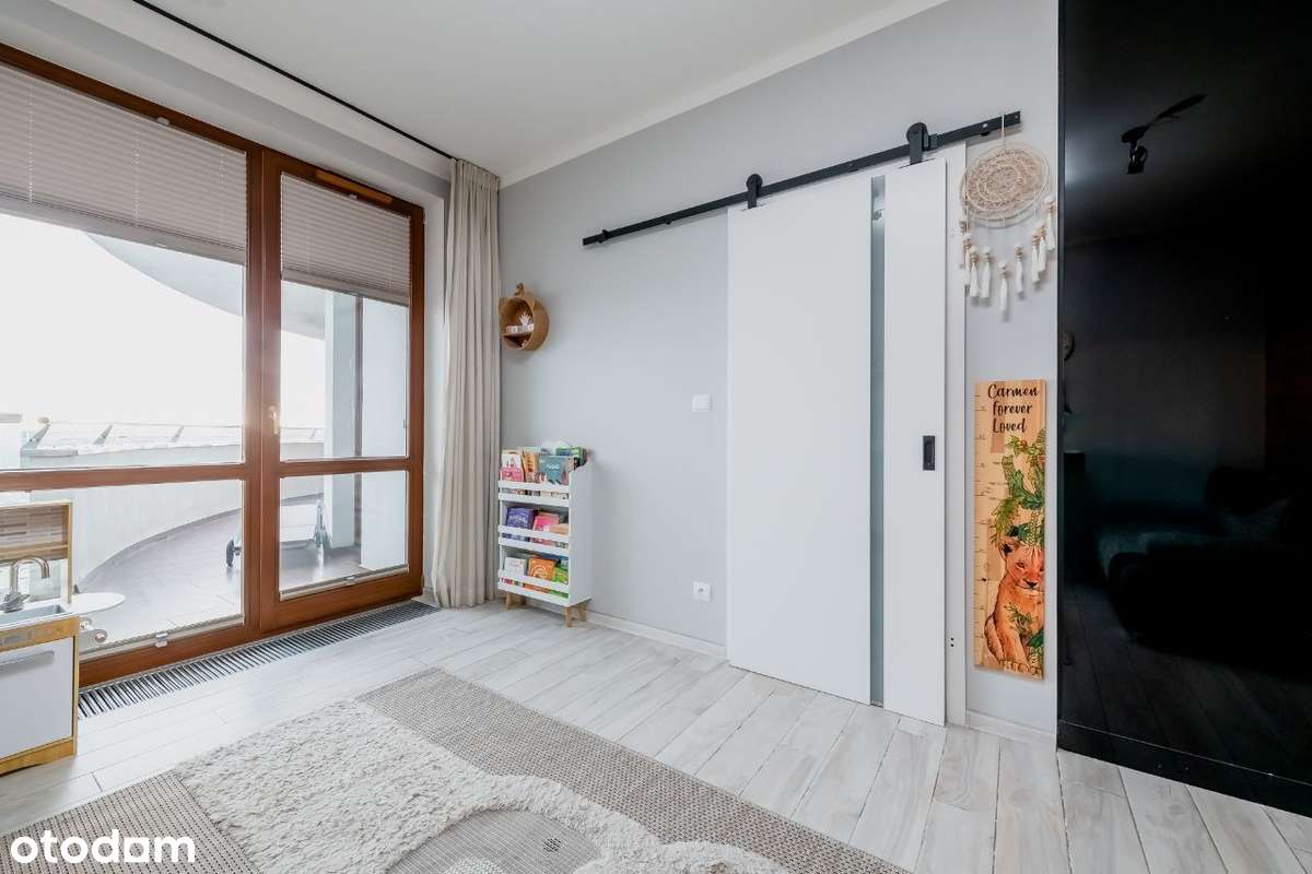 Jedyny Taki Widok w Mieście – Twój Apartament Premium Na IX Piętrze!-9