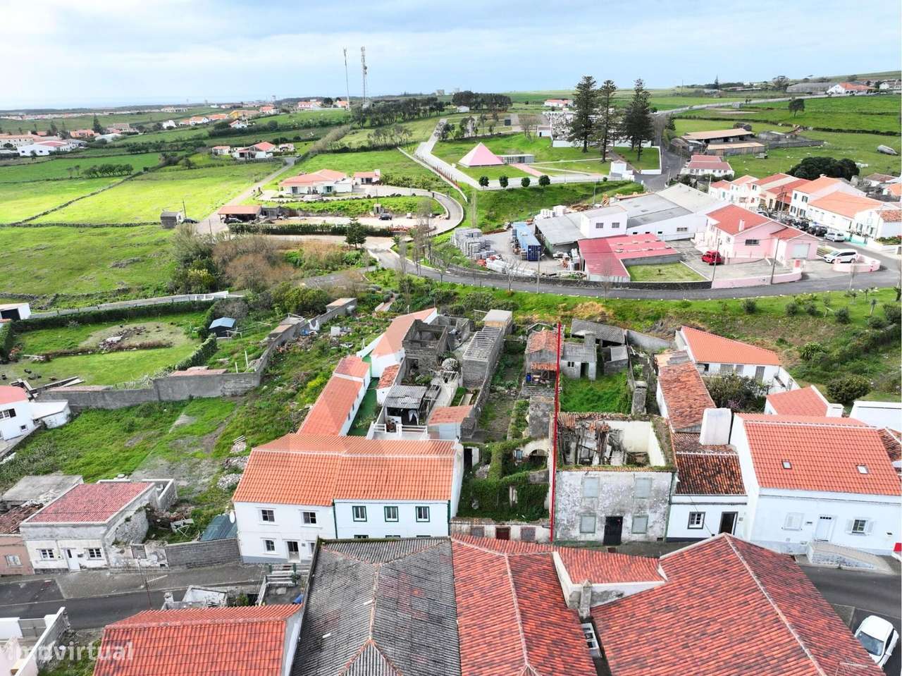 Moradia T3 em Ruína  - Rua do Norte, Vila do Porto - Grande imagem: 4/7