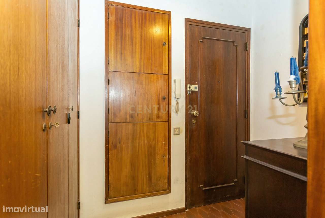 Apartamento T2 com 80m2 em Santo António da Caparica - Grande imagem: 4/36