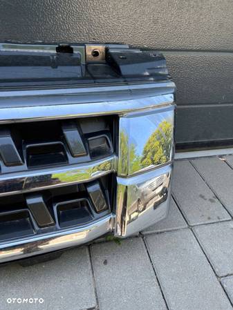 Mitsubishi Pajero LIFT 2015- Grill atrapa przod - 2