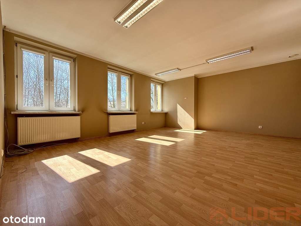 budynek 2 000 m² z pełnym zapleczem i mediami-9