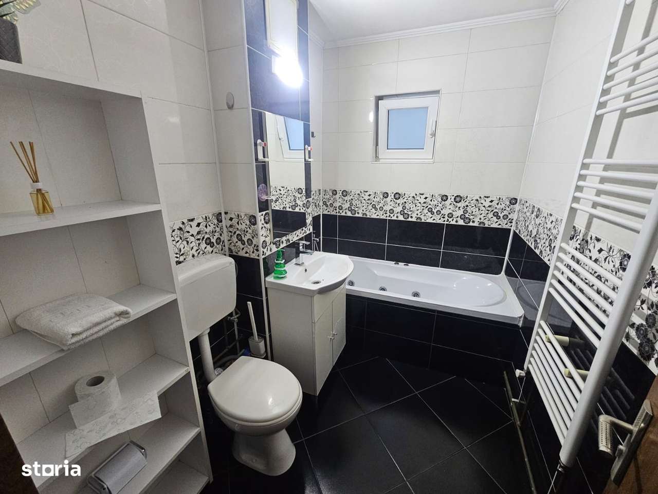 Apartament cu 3 camere de vânzare în Curtea de Argeș.-5