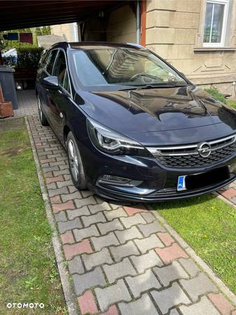 Opel Astra 1.6 D (CDTI) Start/Stop Sports Tourer Innovation - 2