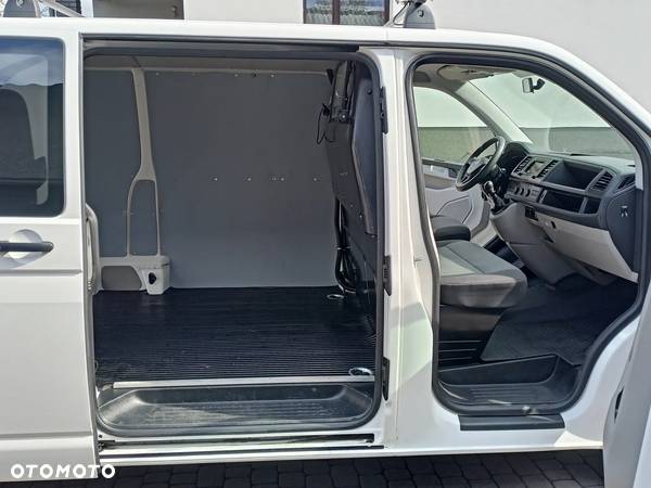 Volkswagen Transporter T6 - 19