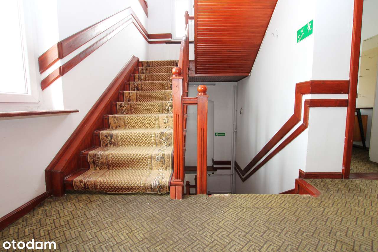 Obiekt komercyjny usługowy ** 599 m2 ** z zapleczem gastronomicznym-6