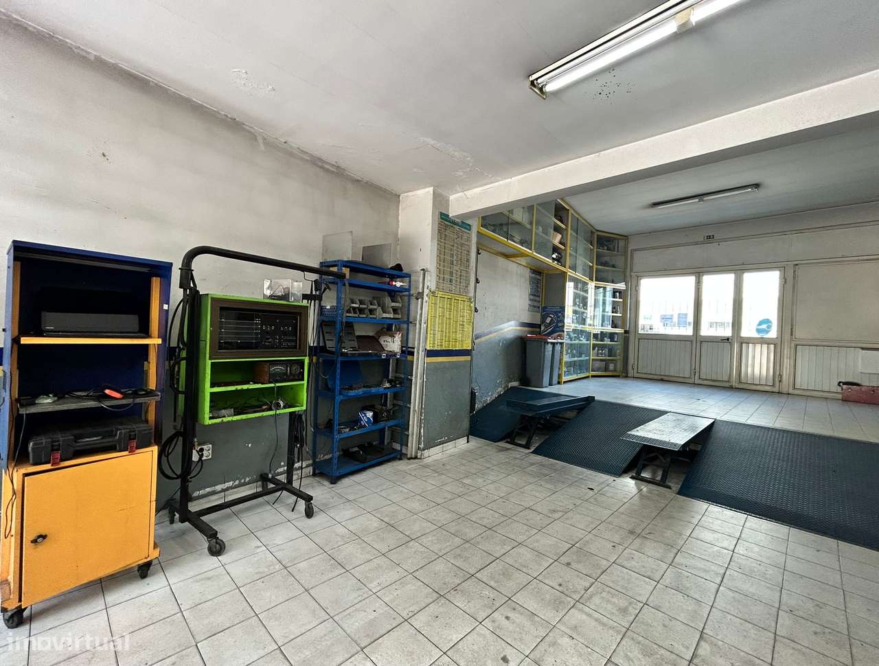 Espaço Comercial/Oficina Automóvel com 200m² em Valongo - Grande imagem: 3/10