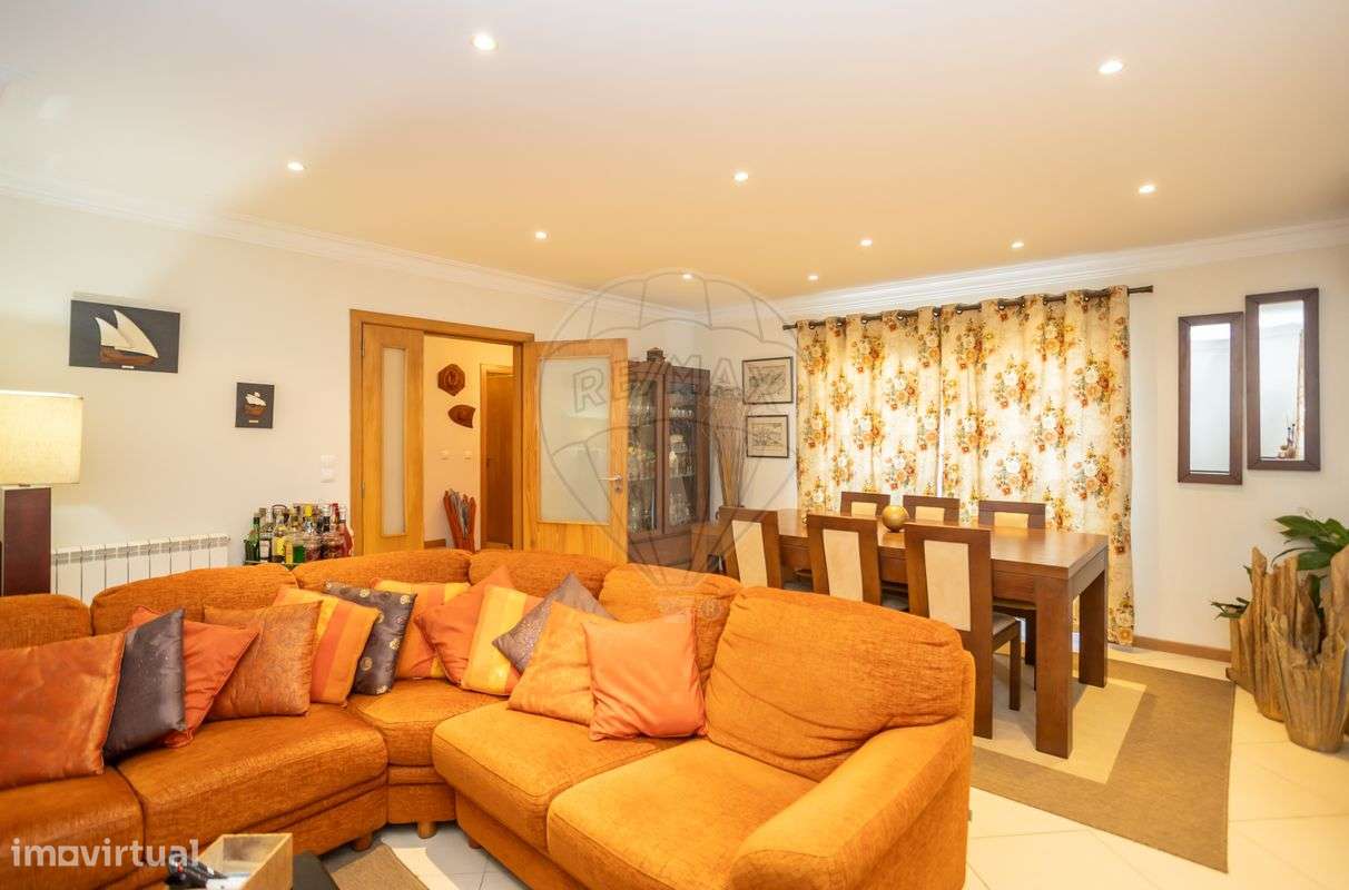 Moradia T4 para venda-11