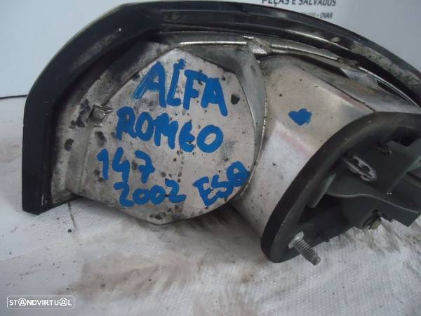 Farol Alfa Romeo  147 - 4