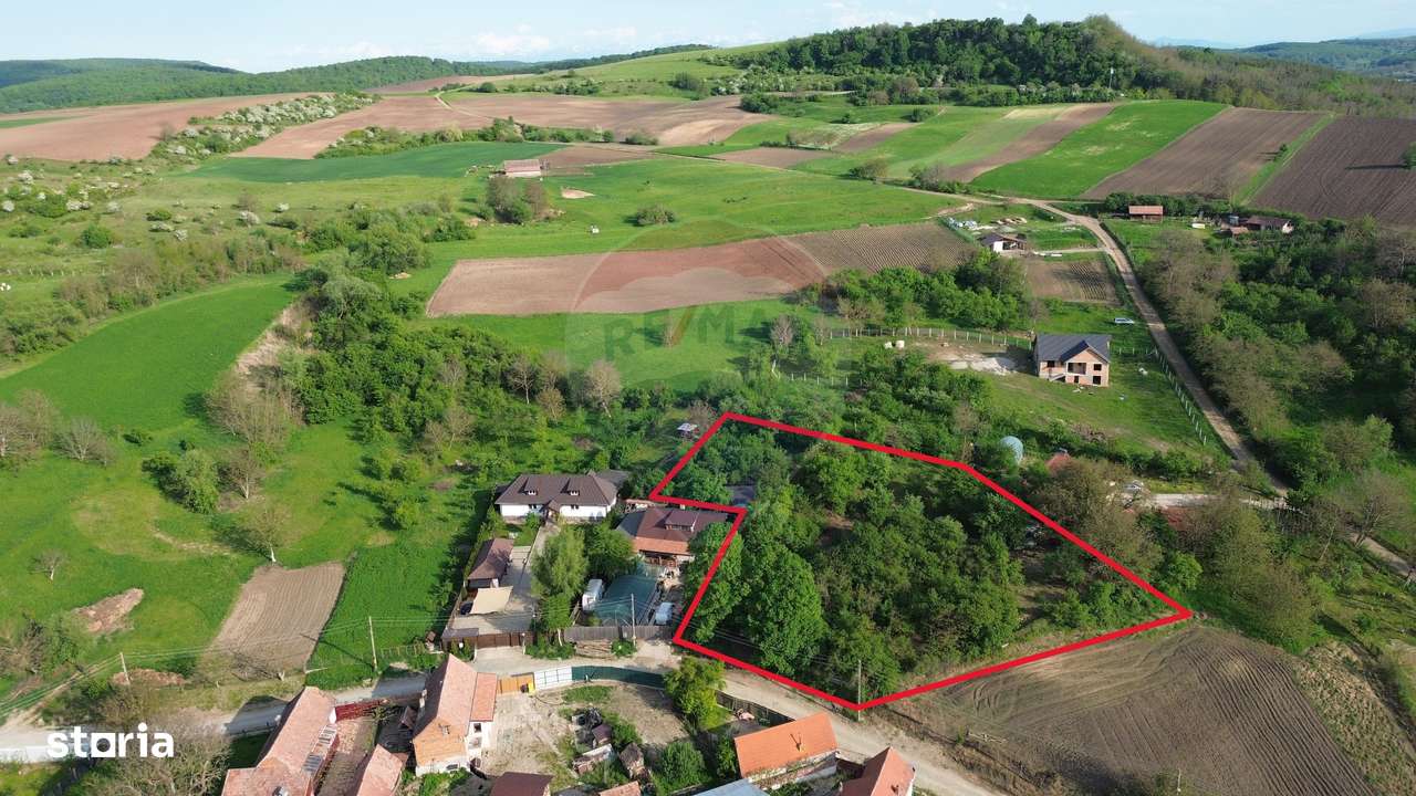 Teren intravilan 3.269 mp în Slimnic–panorama superbă, 15 km de Sibiu - Imagine principală: 3/16