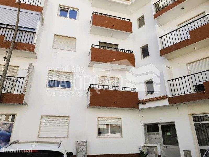Apartamento T2 em Azambuja, Lisboa