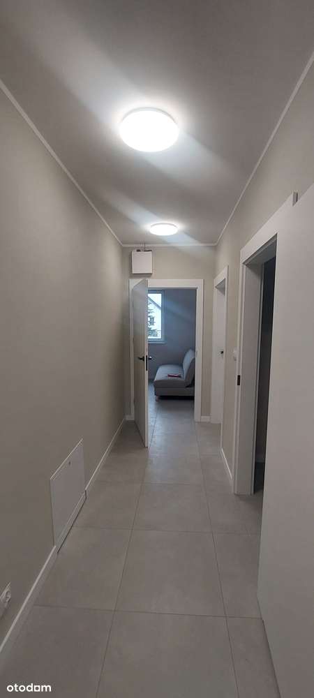 Nowoczesne 3-pokojowe mieszkanie z balkonem - Pełny obrazek: 2/8