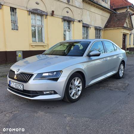 Skoda Superb 2.0 TDI Active DSG - 1