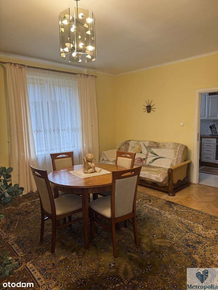 Jednopokojowe 36M2 Z Oddzielną Kuchnią-0