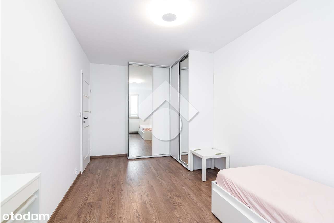 Panoramiczny widok | nowoczesny budynek 2020 | Turniejowa |-5