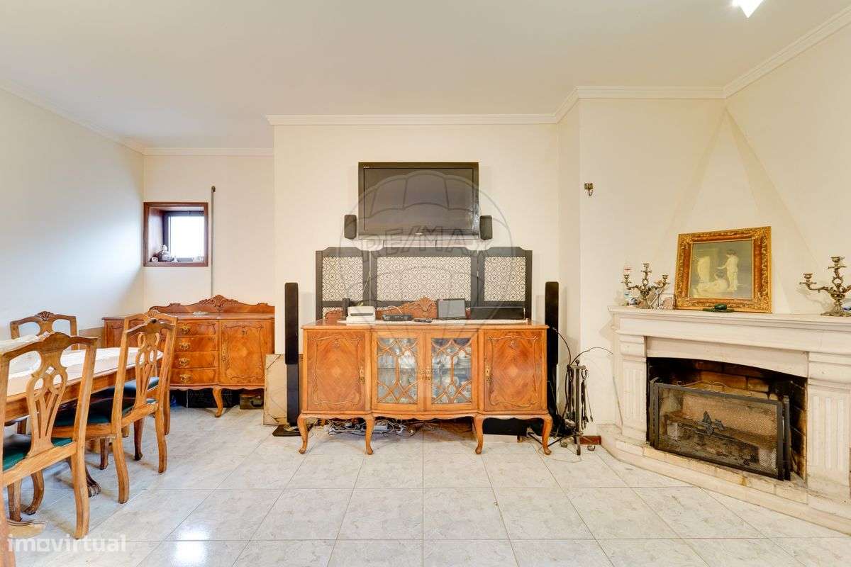 Apartamento T2 - Esgueira-3