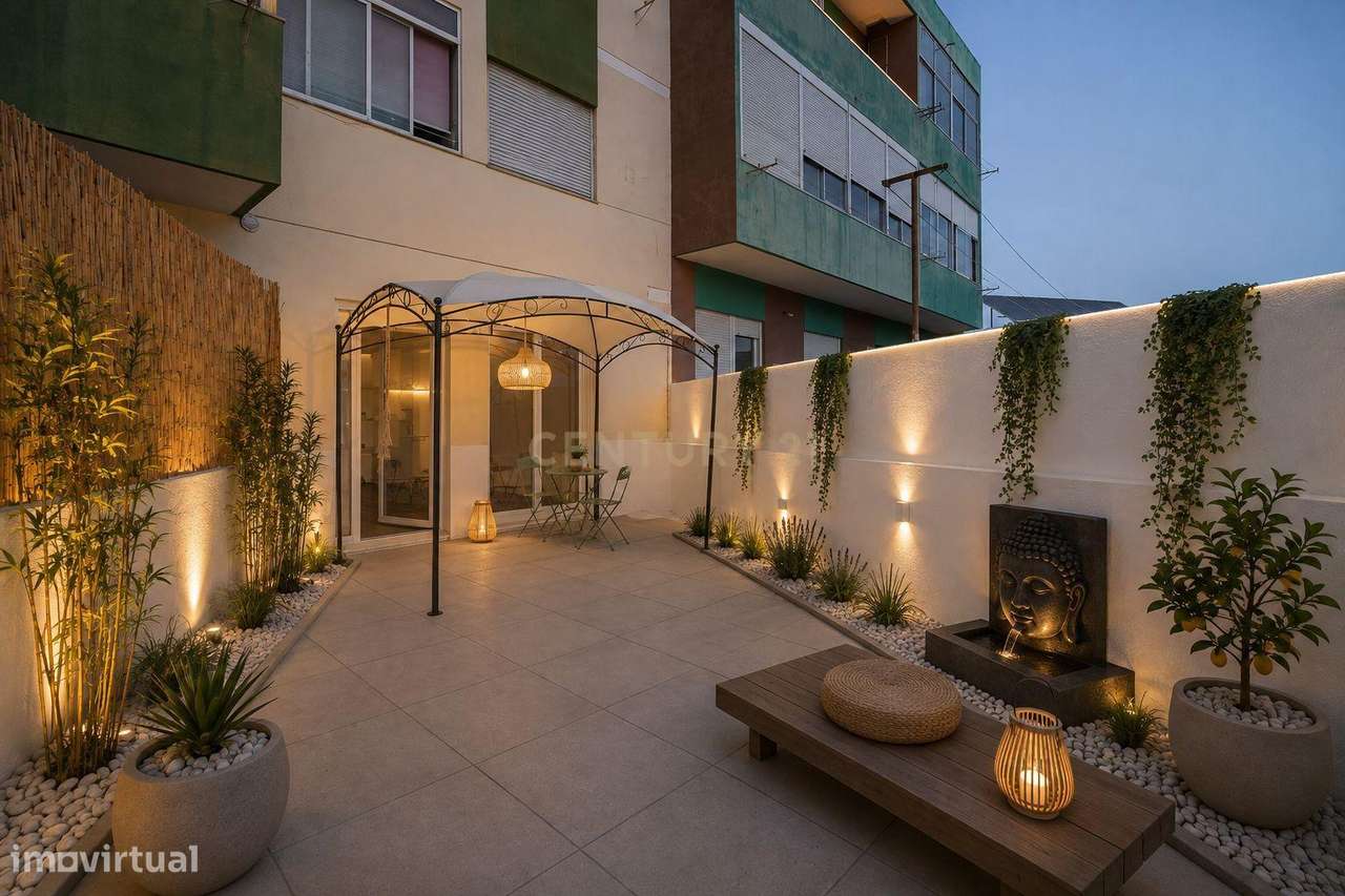 Apartamento T2 Fogueteiro com Logradouro-30