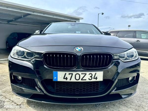 BMW 330 d Auto Pack M - 42