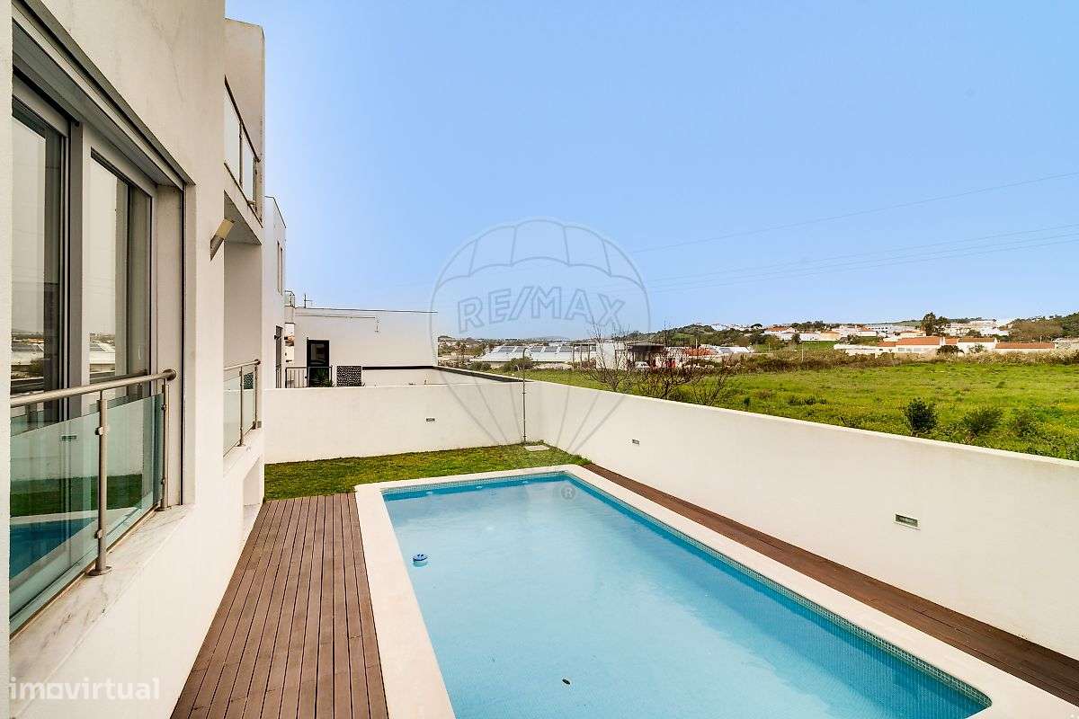 Moradia T4 para venda-26