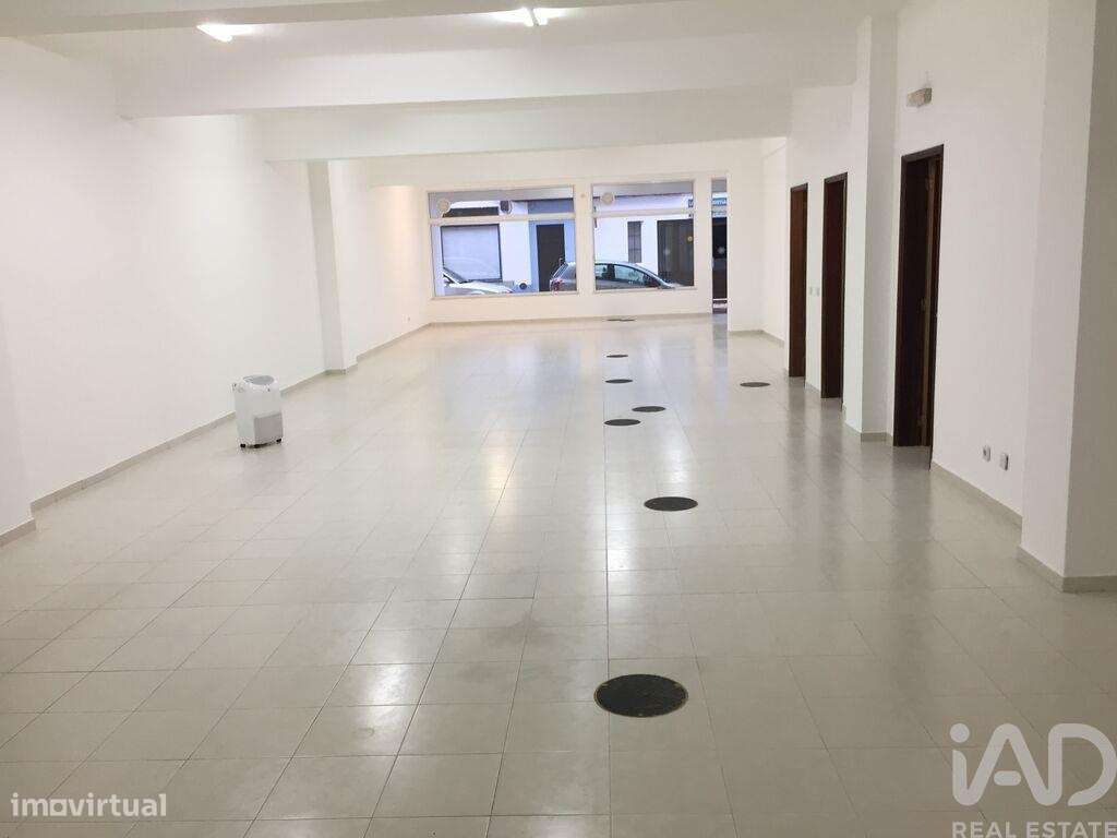 Loja / Estabelecimento Comercial T1 em Lagoa e Carvoeiro de 172,00 m2 - Grande imagem: 4/8