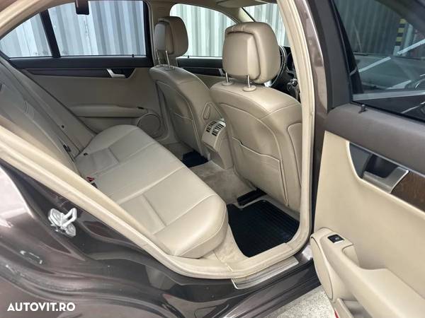 Mercedes-Benz C 200 d Aut. - 12