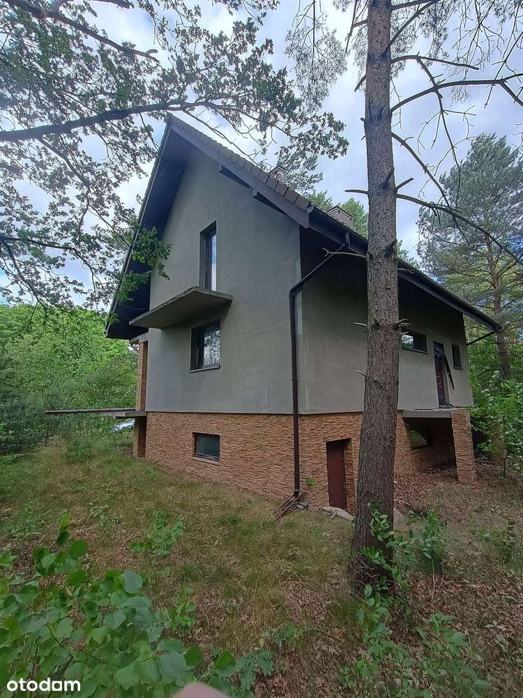 Dom z potencjałem w cichym miejscu-2