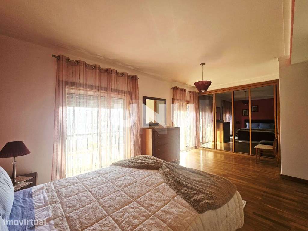 Moradia em Banda T5 - A 5 Minutos do Centro da Cidade de Viseu-13