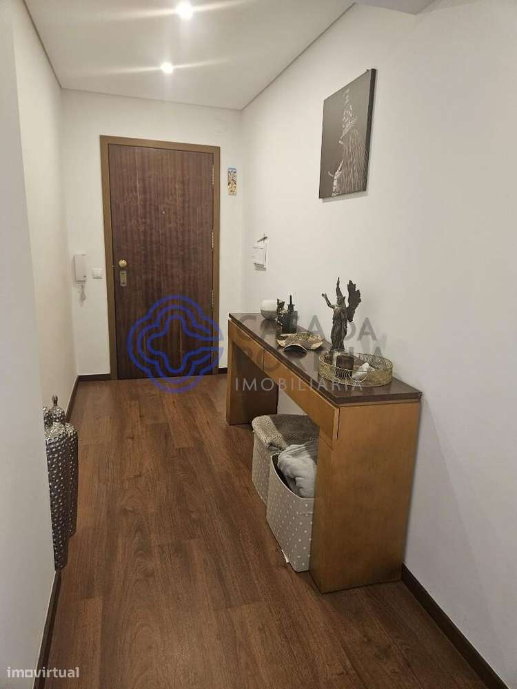 Excelente apartamento T2-18